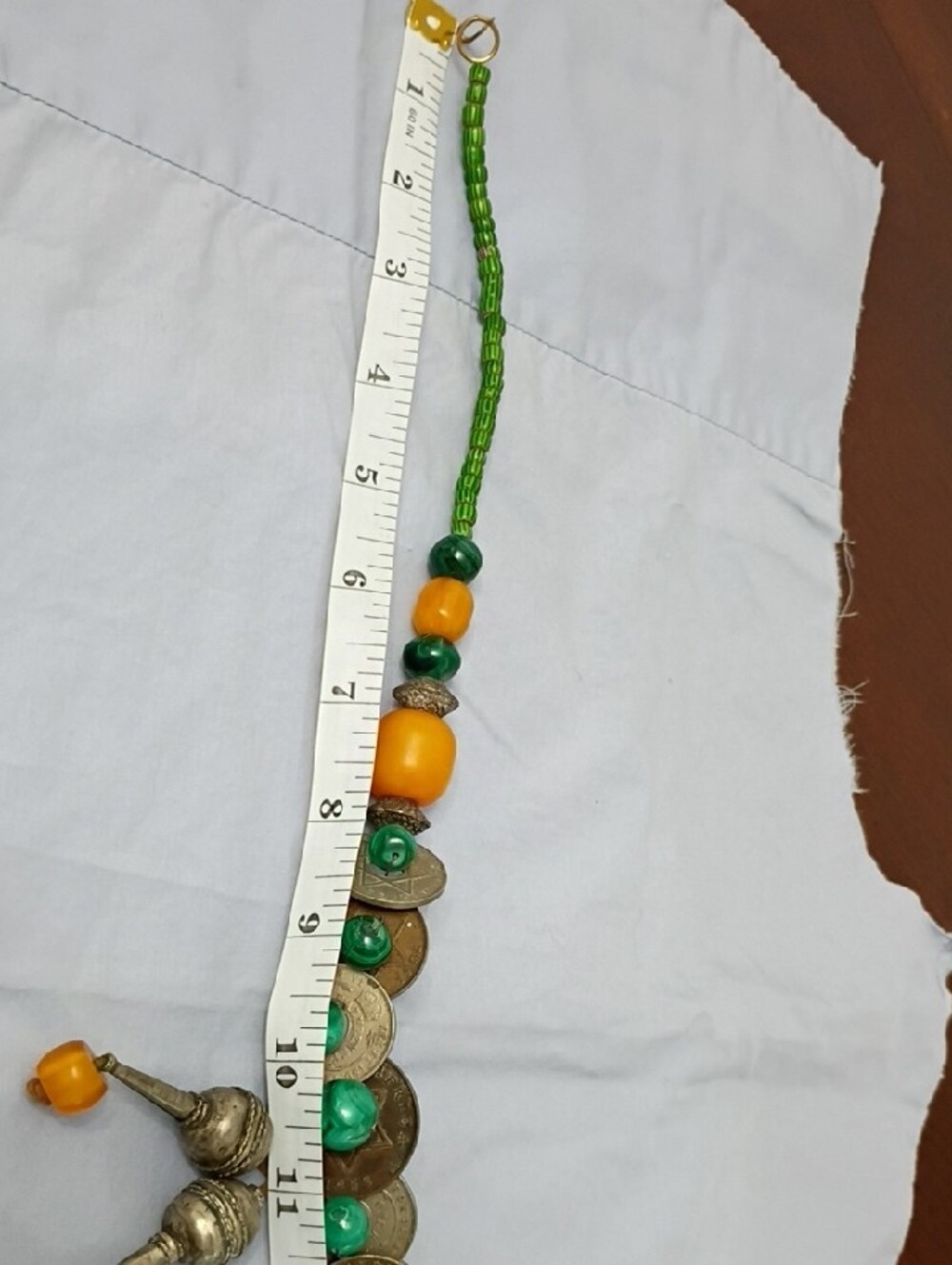 Vintage British West African Green and Amber Beaded Coin Trade Bead Necklace - Picture 15 of 15